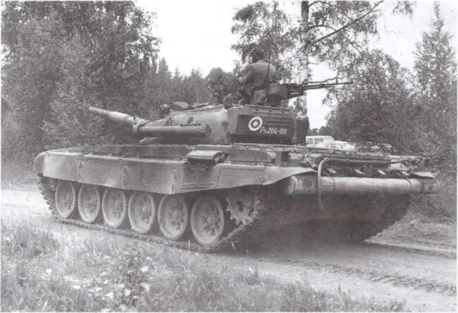 На марше финский Т72М1 1986 год Как уже было сказано выше пушка на - фото 151