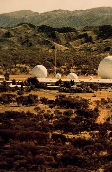 Meeting Lt Gen Peter Cosgrove Australian of the Year at the ADCs luncheon - фото 32