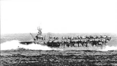 31 августа 1943г вступил в строй авианосец Langley CVL 27 под - фото 43