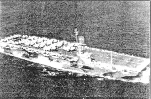 4 июня 1944г эскортный авианосец Guadalcanal CVE 60 во время - фото 50
