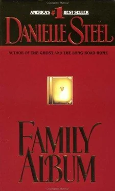 Danielle Steel Family album обложка книги