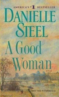 Danielle Steel A Good Woman обложка книги