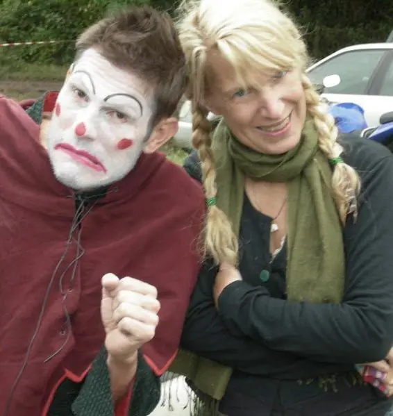 In 2008 Windling married the English dramatist Howard Gayton and settled in - фото 16