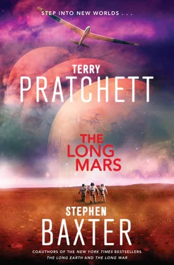 Terry Pratchett The Long Mars обложка книги