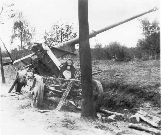 88мм противотанковая пушка Pak 43 на колесных ходах брошенная на дороге юго - фото 75