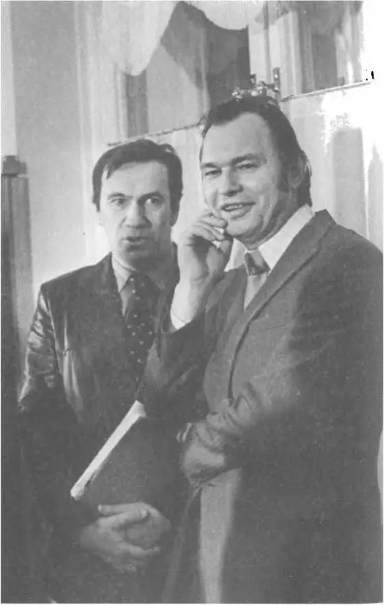 Москва Кремль Сессия Верховного Совета С Семанов и В Ганичев 1977 г - фото 8