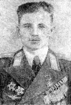 Герой Советского Союза Н И Сербиненко снимок 1952 г Войска Брянского - фото 20