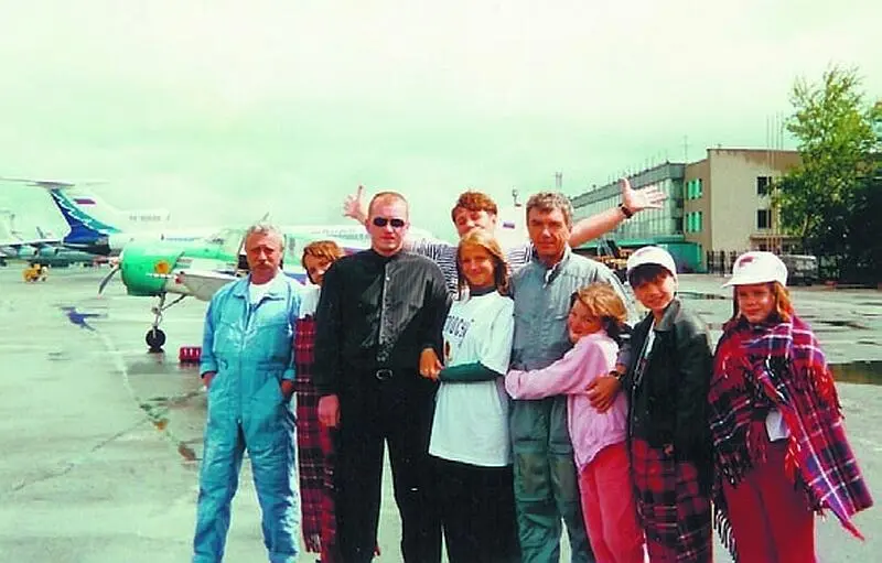 Гастрольный тур по городам России Утренняя звезда и Поле Чудес 1996 г - фото 41