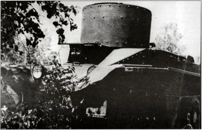 Танк БТ2 с развернутой назад башней К 1941 г эти танки явно устарели но все - фото 52