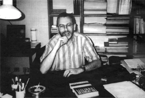 8 Alain de Benoist in his Paris office 9 The nightingale of the General - фото 10