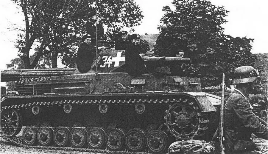 PzIV AusfA 1я танковая дивизия Польша сентябрь 1939 года Характерные - фото 6