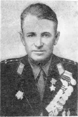 Весной 1929 года мимо села Черкассы проехал первый трактор Это событие - фото 107