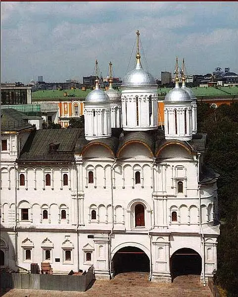 Церковь Двенадцати апостолов 16531655 Подмастерье каменных дел Алексей - фото 69