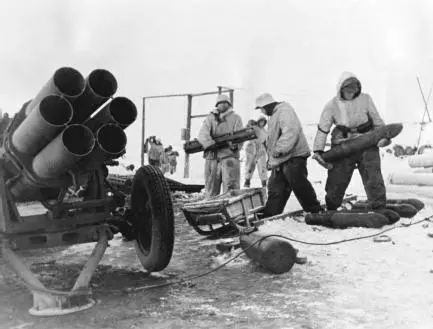Rocket artillery like this sixbarreled German 15cm piece was used - фото 9