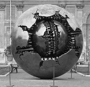 Sfera Con Sfera Ватикан скульптор Arnaldo Pomodoro На втором уровне - фото 21