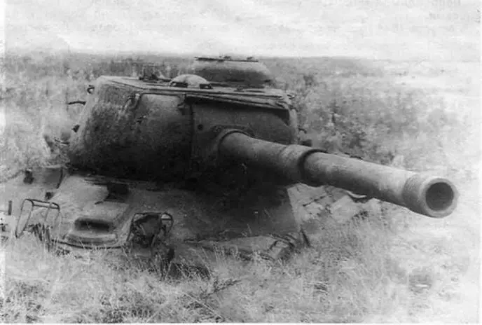 ИС2М использованный в качестве мишени на одном из полигонов в 1970х годах - фото 28