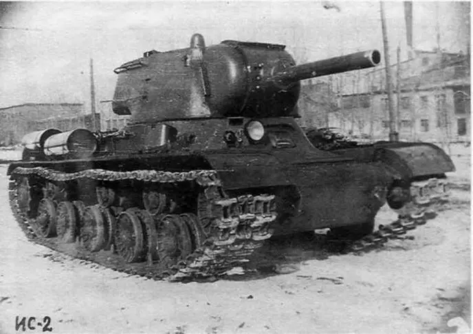 Боевые машины Опытного танкового завода Сверху вниз КВ13 объект 233 ИС1 - фото 5
