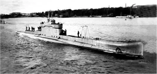 21 сентября 1917 года подводная лодка спущена на воду с верфи Fairfield - фото 8