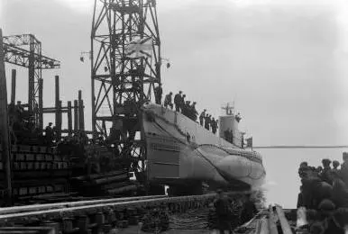 Спуск на воду подводной лодки Kalev Барроу Великобритания 7 июля 1936 - фото 55