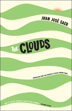 Juan Saer The Clouds обложка книги