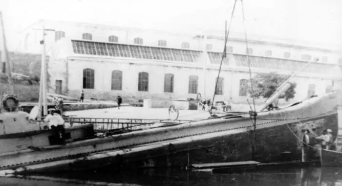 Ремонт носовой оконечности на подводной лодке Камбала Севастополь 1908 год - фото 17