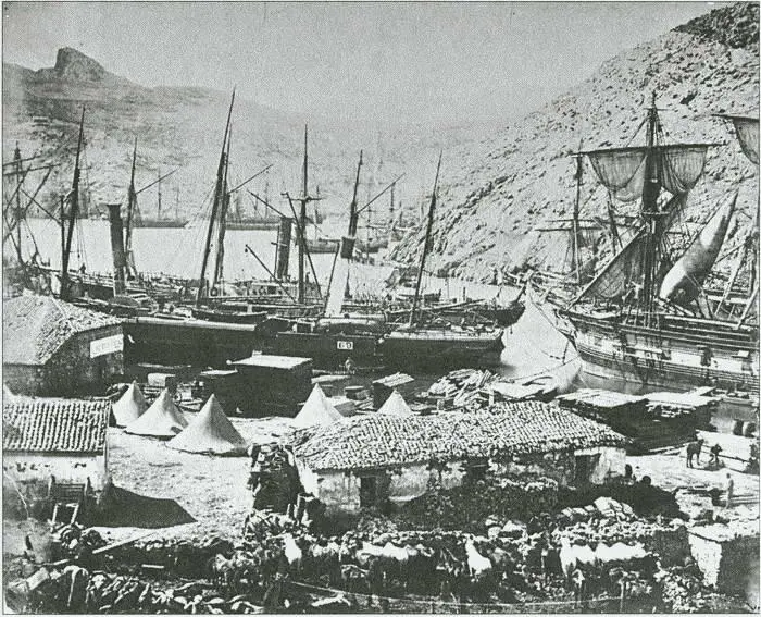 Английские корабли в Балаклавской бухте Фотография Р Фентона 1855 г - фото 9