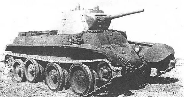 БТ7 образца 1937 года Вид спереди сверху и сзади сверху на БТ7 Оба - фото 10