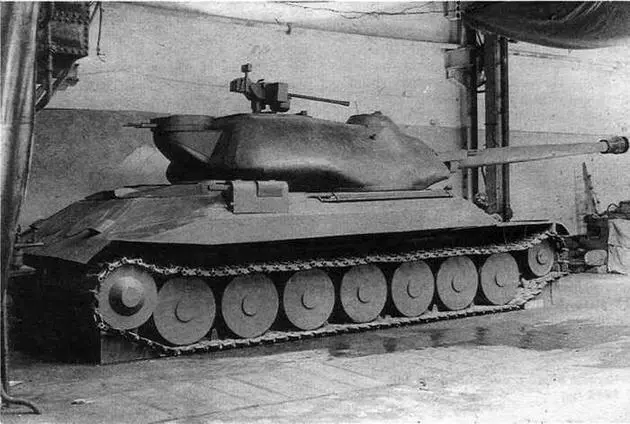 Деревянная модель танка ИС7 в натуральную величину 1946 год Фото из - фото 43