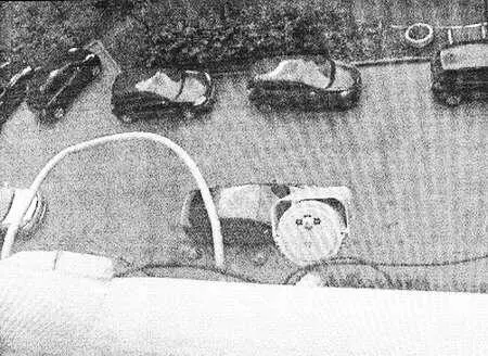 Рис 113 Вид на установленную в авторском исполнении на стене дома - фото 12