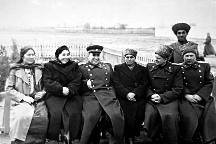 Встреча кандидата в депутаты Верховного Совета СССР Круглова СН с - фото 67