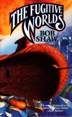 Bob Shaw The Fugitive Worlds обложка книги