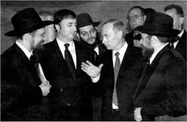 Владимир Путин олигарх Лев Леваев и учителя закона Разумеется это - фото 18