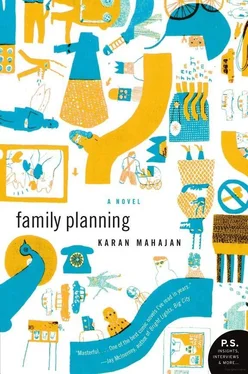 Karan Mahajan Family Planning обложка книги