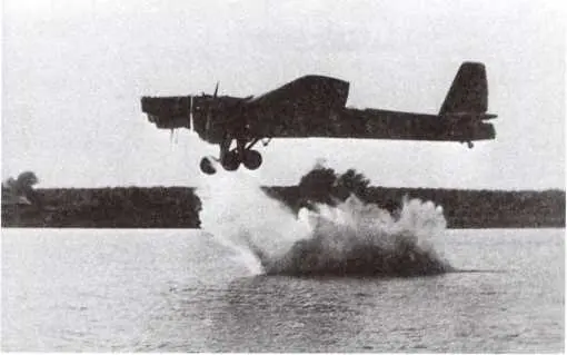 Кадры сброса танка Т37А на воду Район Москвы Медвежьи озера 1936 год - фото 32