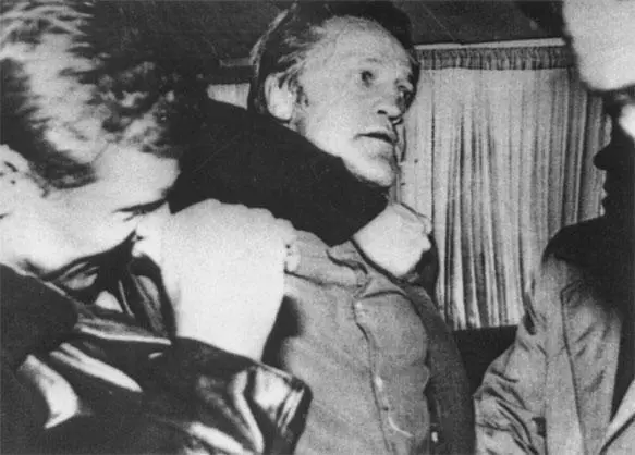 Съем Адольфа Толкачёва 1985 г Если же объект подозревается в связях с - фото 19