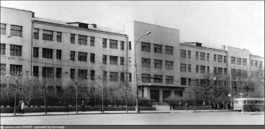 В этой главе расскажу о том как мне в первой половине шестидесятых годов - фото 3
