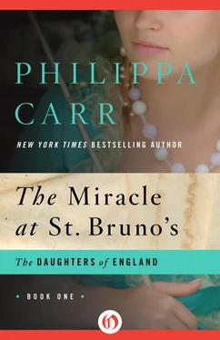 Philippa Carr The Miracle at St. Bruno's обложка книги