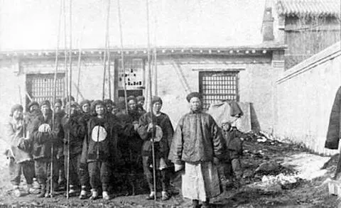 Патруль Нючжуан 18941895 гг Солдаты новых войск из гарнизона Нючжуана - фото 3