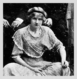 Norma Millays high school graduation photo Camden Maine 1912 Photo - фото 27
