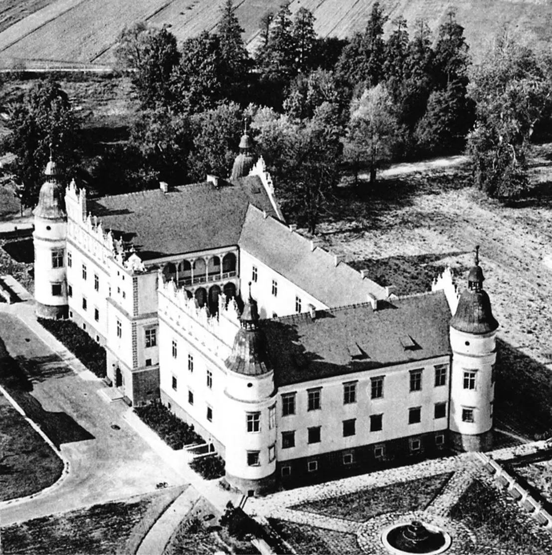 Замок в Баранове мастерская Санти Гуччи 15911606 Историческая фотография - фото 8