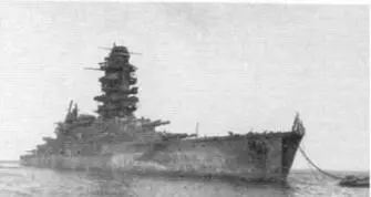 Нагато после налета американской авиации Йокосука 1945 г - фото 165