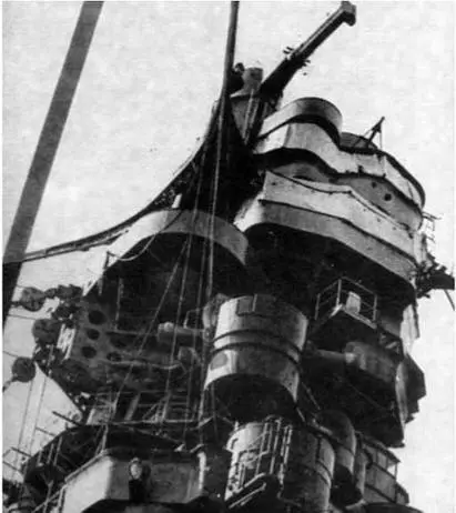 Башенноподобная фокмачта на линкоре Исе после модернизации в середине 1930х - фото 52