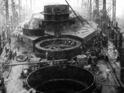 Корпус линкора Хьюга на стапеле 1916 г В 1941 году японский императорский - фото 59