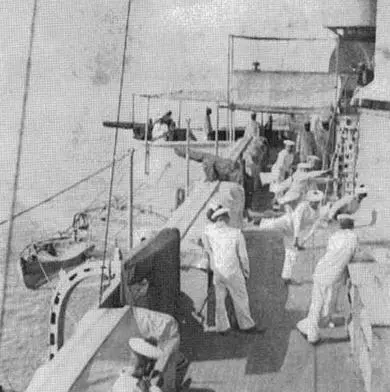 На броненосце Шарль Мартель во время занятий учений и работ 190 - фото 109