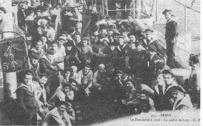 Моряки Франции Броненосец Карно 1910е гг Карно Жорегибери и - фото 53