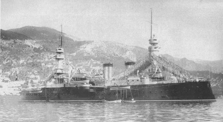 На рейде Тулона в день большой стирки Фото сделано в период с 1899 г и до - фото 85