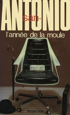 Frédéric Dard L'année de la moule обложка книги