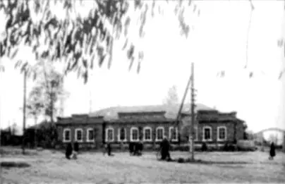 Школа первой ступени в которой учился Борис Корнилов Семенов ИРЛИ Борис - фото 12