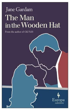 Jane Gardam The Man in the Wooden Hat обложка книги