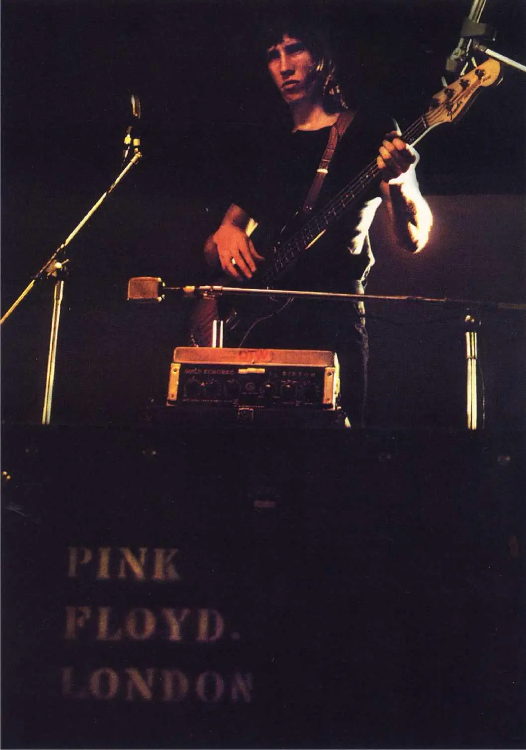 Роджер Уотерс в фильме Pink Floyd At Pompeii 1972 НИК МЕЙСОН Однако - фото 21